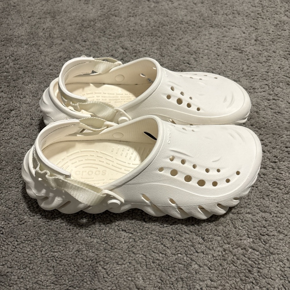 Crocs White Clogs - Picture 3 of 5